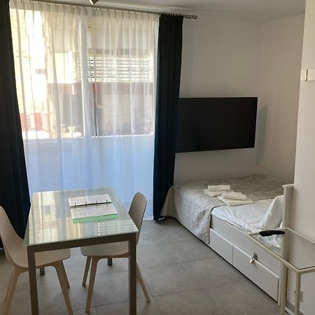 Studio With Small Balcony Лас Палмас де Гран Канария Екстериор снимка